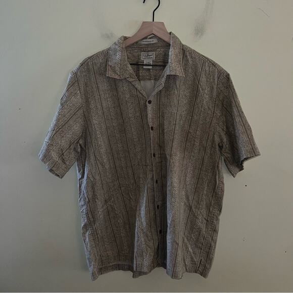 VNTG L.L.BEAN patterned short sleeve cotton button up L - Picture 6 of 6